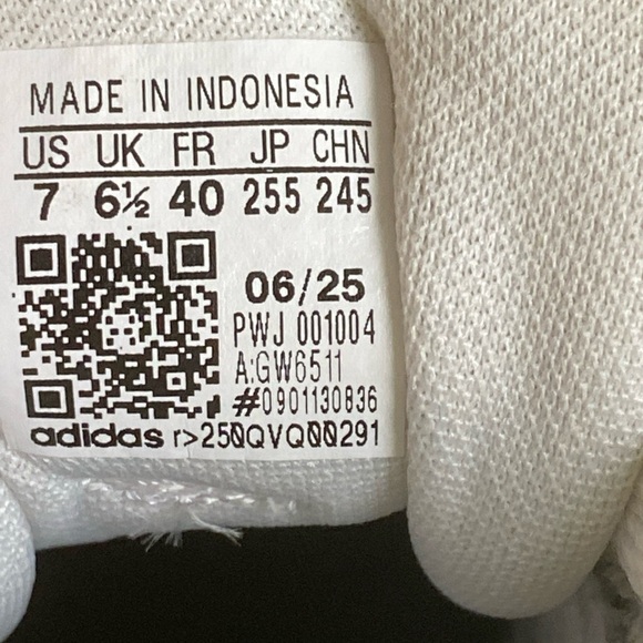 Adidas Grand Court 2.0 White Black- Men’s -7, Women’s-9 - Picture 7 of 9